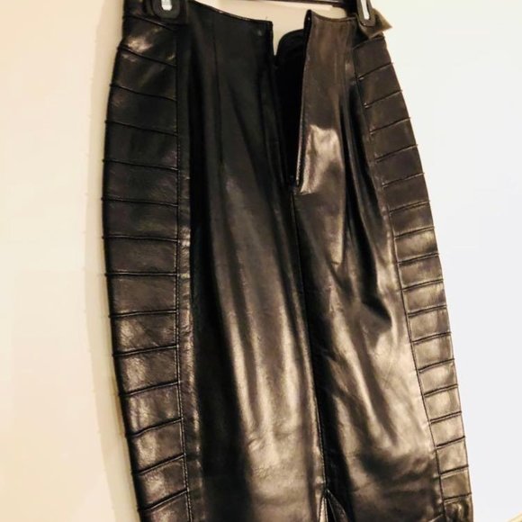 Authentic Vintage Simon Chang Genuine Leather Skirt - Picture 2 of 4